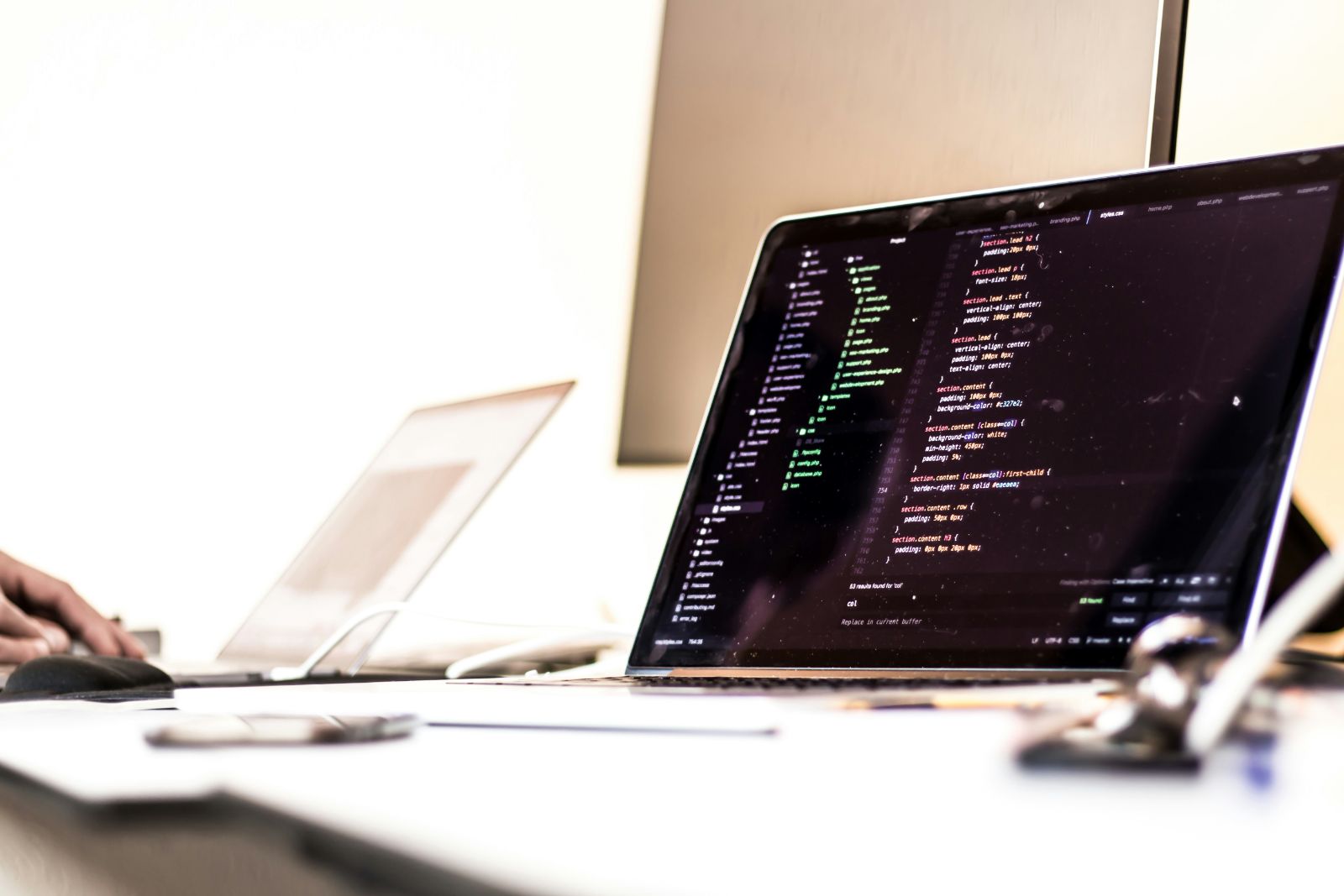 L'importance stratégique de recruter le bon développeur